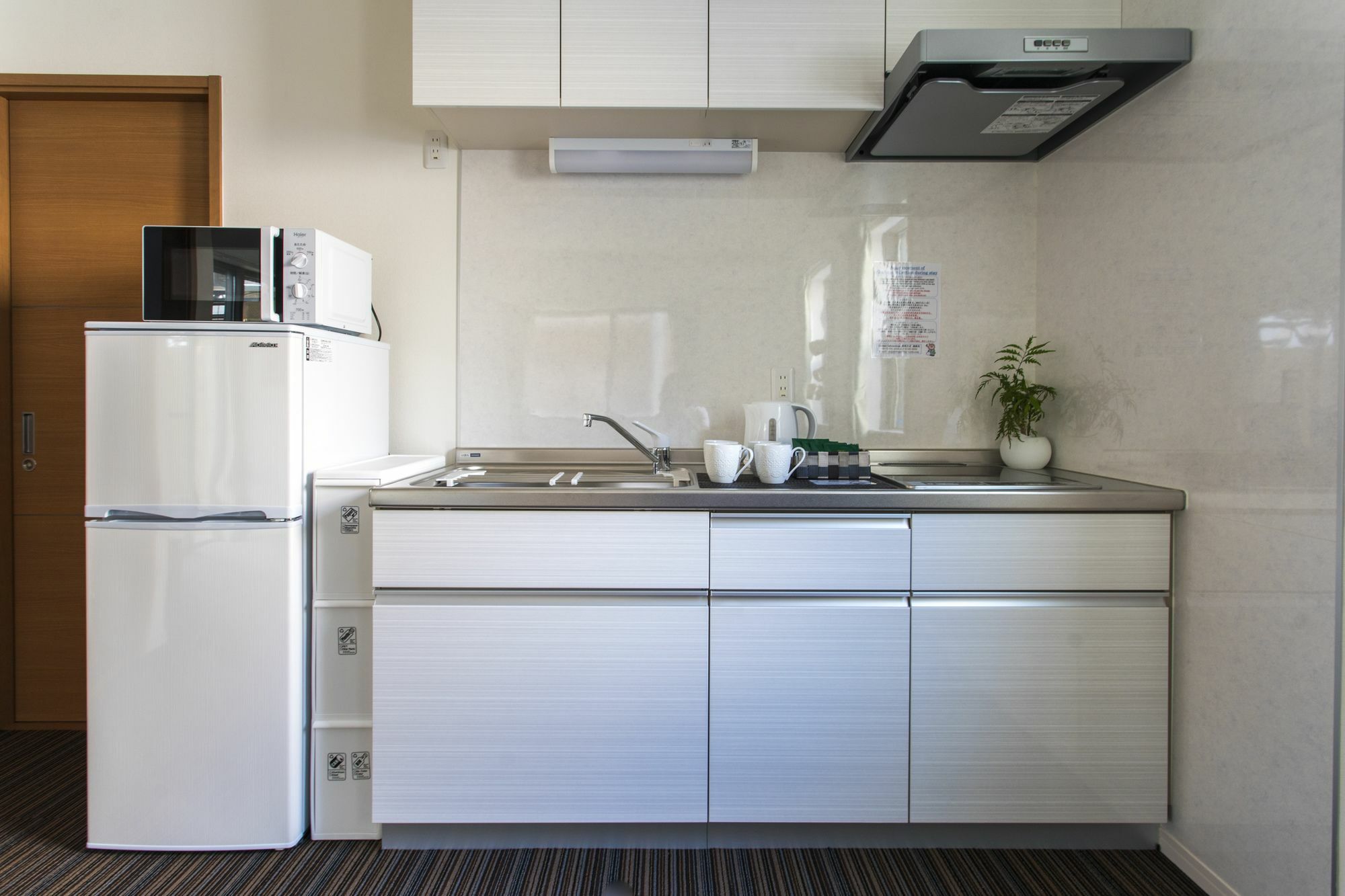 Kyotoeki Guesthouse Michi מראה חיצוני תמונה
