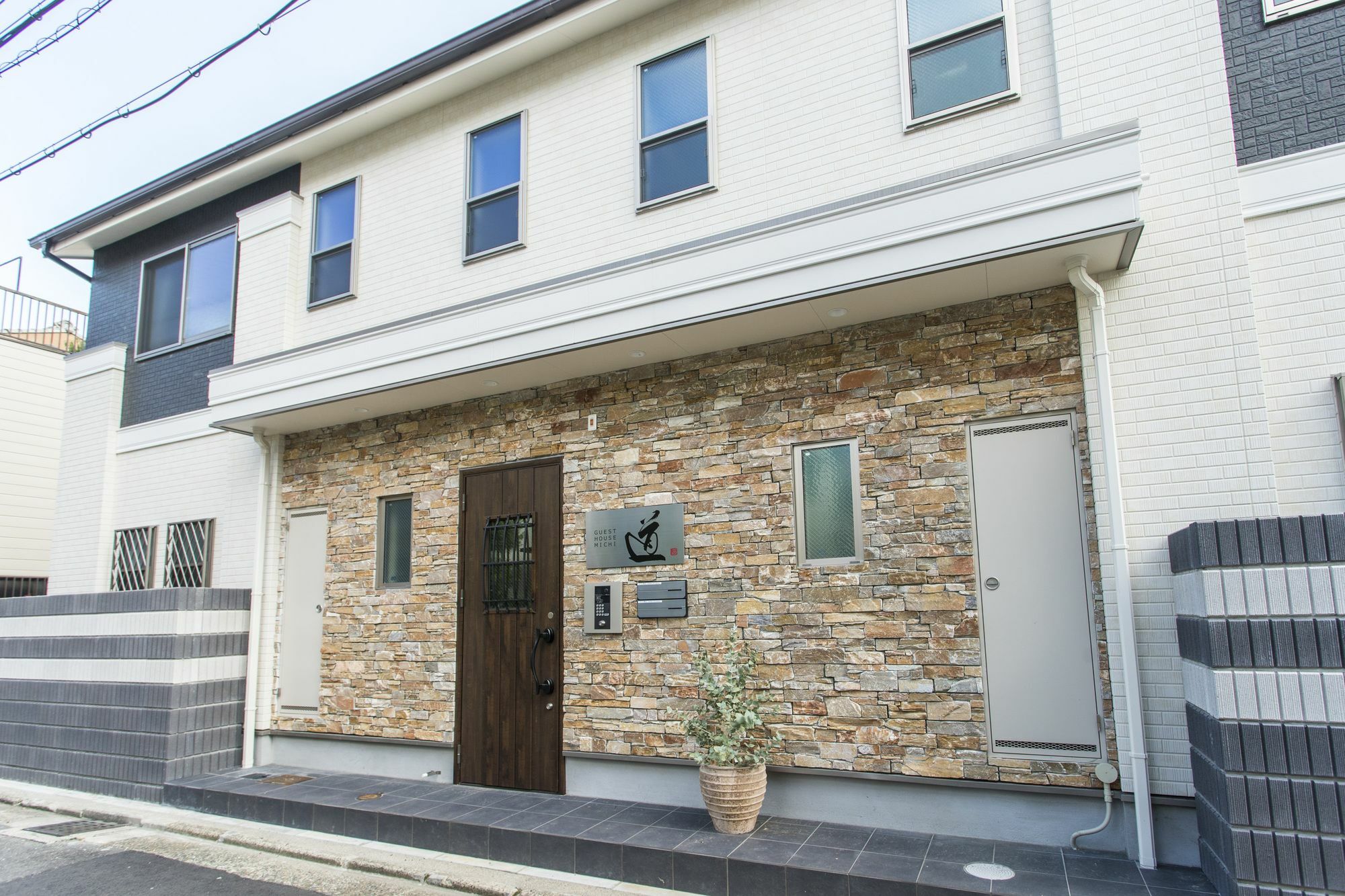 Kyotoeki Guesthouse Michi מראה חיצוני תמונה